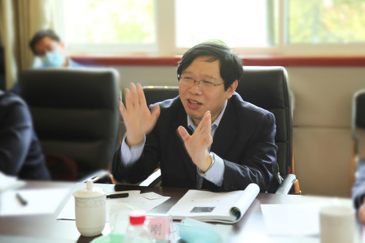 “氣力輸送連續供料關鍵設備”科技成果評價會在章丘豐源隆重舉行 “氣力輸送連續供料關鍵設備”科技成果評價會在章丘豐源隆重舉行